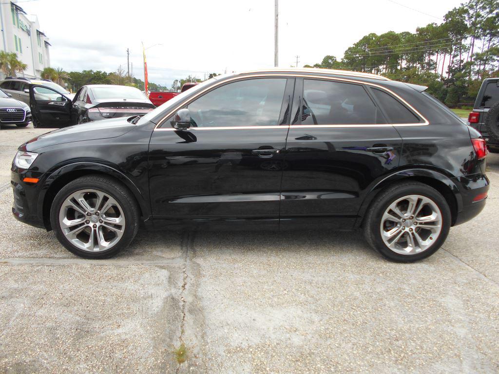 2016 Audi Q3 Premium Plus's photo