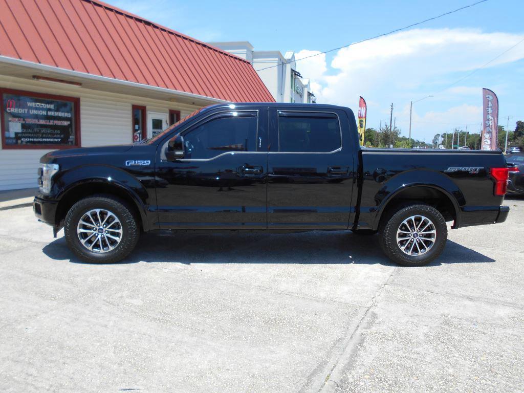 2018 Ford F-150 Lariat 4x4 SuperCrew 145 in's photo